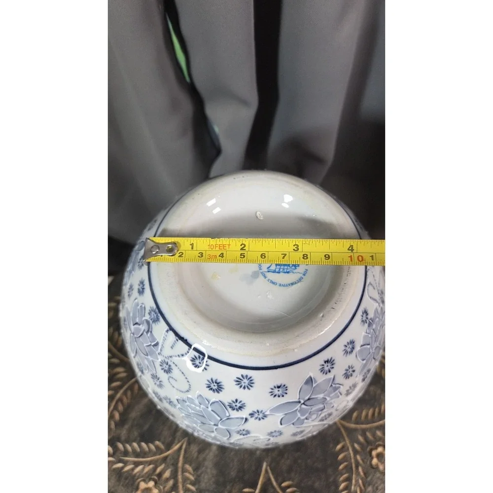Nantucket Chinoiserie‎ Blue and White Floral Pattern Porcelain Vase